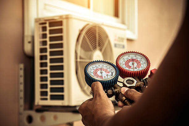 Professional Hvac Installation technician working in Guy, TX